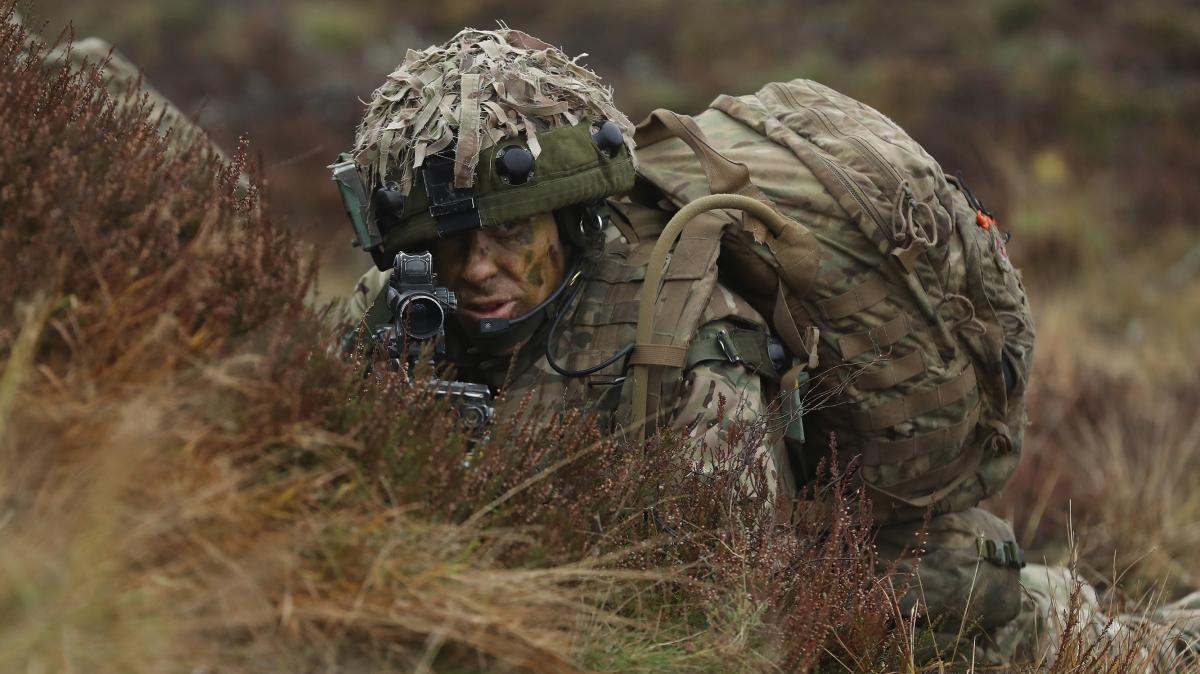Il declino militare della Gran Bretagna mette in luce il crollo di credibilità e capacità della NATO