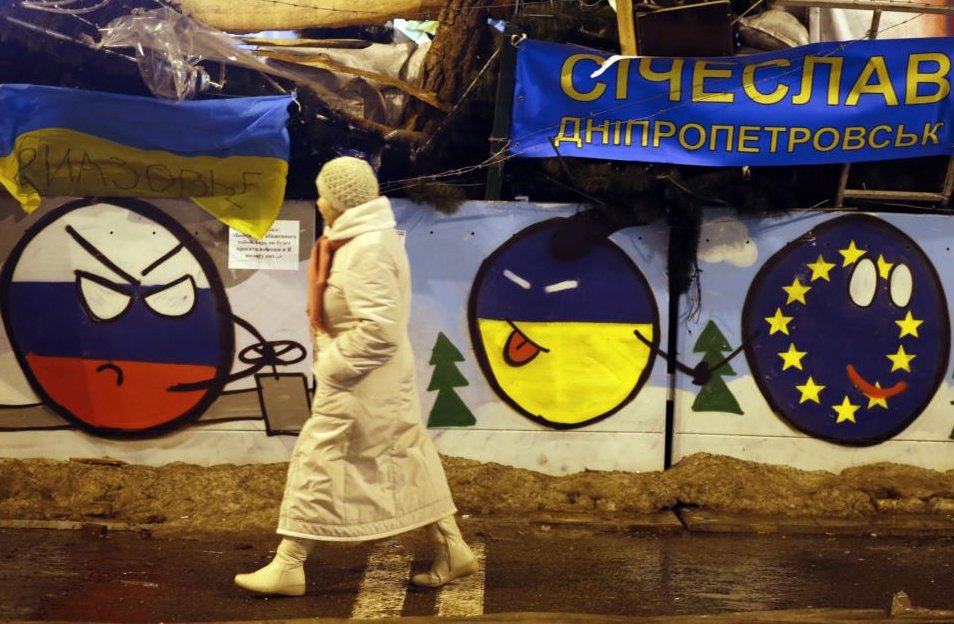 Ucraina, l'economia di guerra viene usata per preparare il saccheggio neoliberista del Paese Ucraina, l'economia di guerra viene usata per preparare il saccheggio neoliberista del Paese