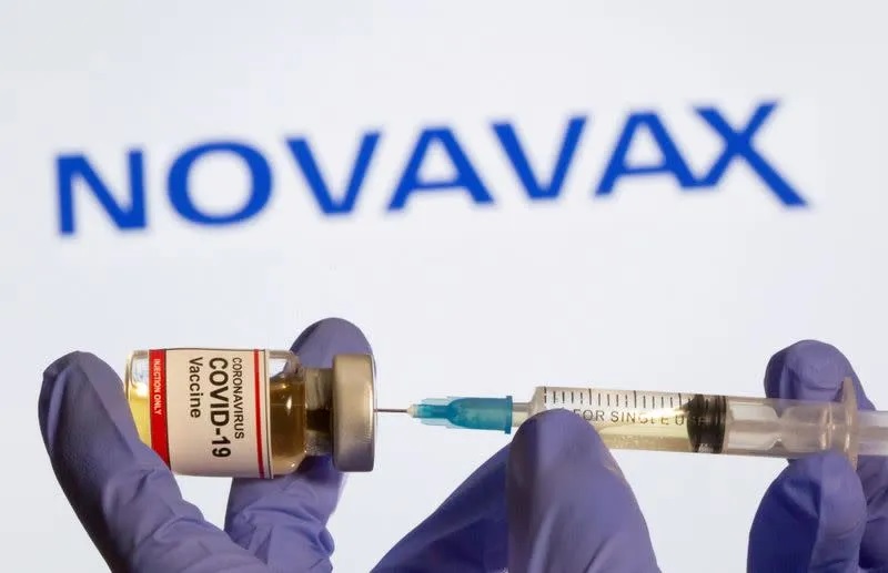 Donna canadese con tremore cronico dopo la seconda dose del vaccino Novavax