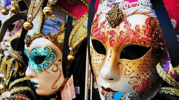 La maschera di Pandora