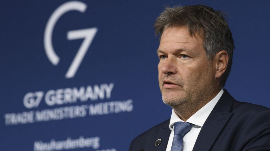 Da suicidati a morti e sepolti…la Germania ora provoca la Cina