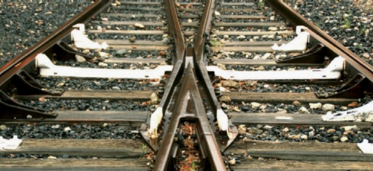 immagine_di_bivio_ferroviario
