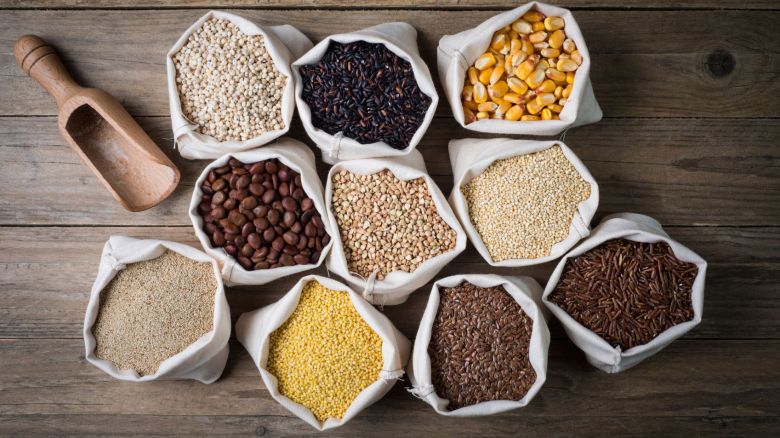 Cereali in chicchi senza glutine per ridurre l’infiammazione da cibo