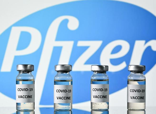 Infezione stafilococco effetto collaterale vaccino Pfizer