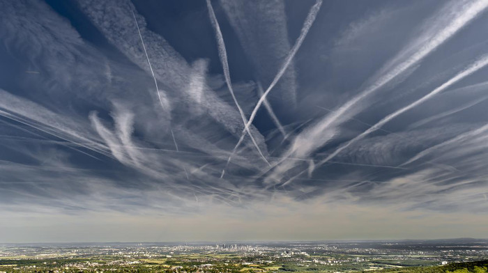 Cosa diavolo stanno facendo al cielo?