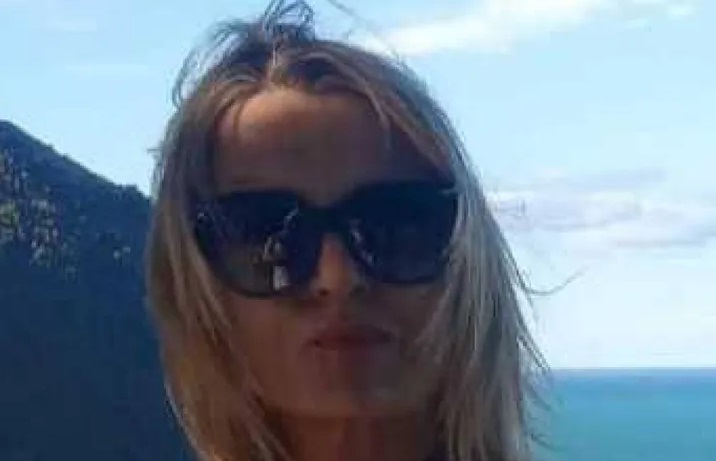 Stroncata da un infarto a 47 anni la maestra Anna Agizza