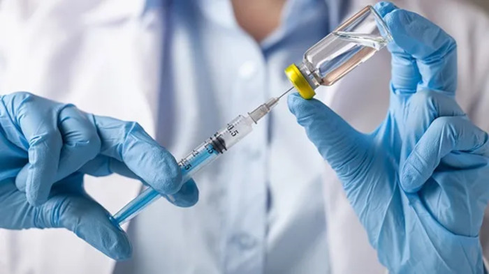 Scienziati, medici, ricercatori e giuristi: Boom di effetti avversi da vaccino anti Covid