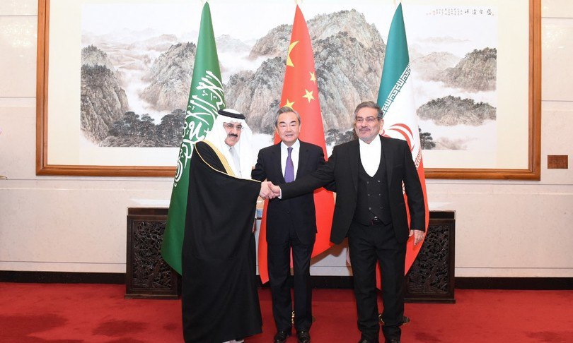 Iran e Arabia Saudita riprendono le relazioni: per gli Usa è una batosta geopolitica epocale