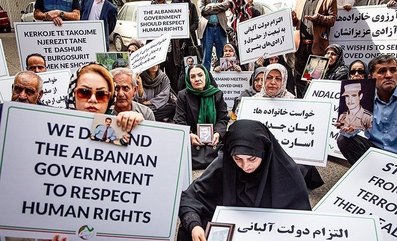 L'Iran che piace all'Occidente si chiama MEK: terroristi che incarcerano i dissidenti