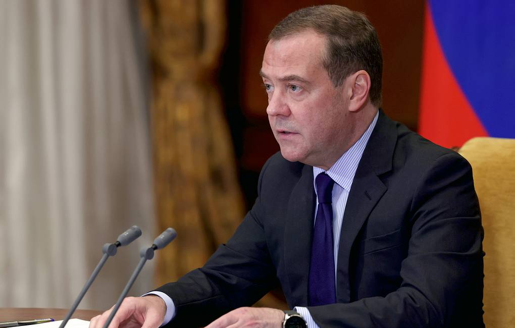Attacco a Mosca. Medvedev: "Eliminare Zelensky unica opzione"
