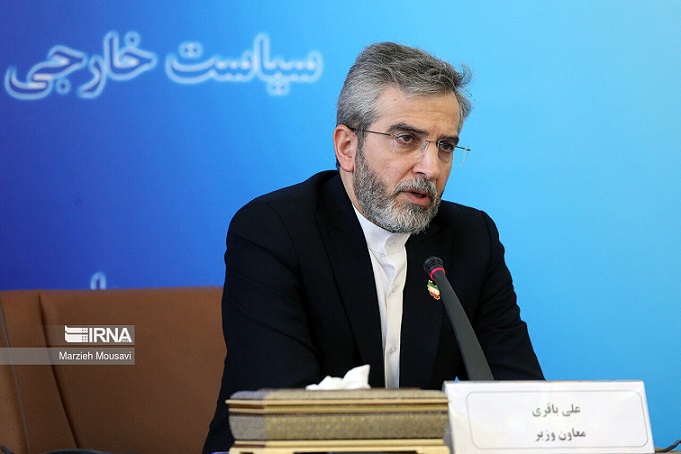 Iran accusa la NATO: "In Afghanistan aumento di 45 volte della produzione di narcotici"