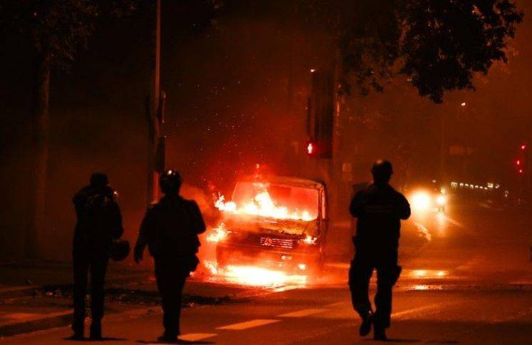Appello ai resistenti: incandescenza della Francia e rischio di guerra civile, cambiamento di paradigma o ingabbiamento finale