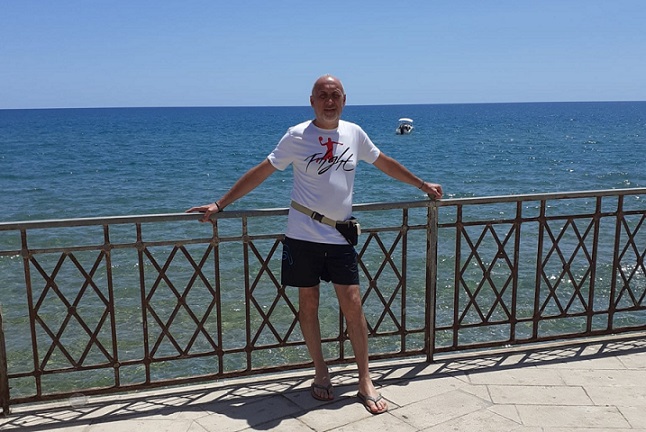 Alfonso, ispettore danneggiato dal vaccino anti Covid: “Mi hanno rovinato la vita”