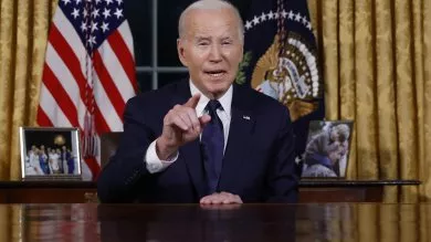 Biden parla al popolo americano: "Siamo a un punto di svolta nella Storia"