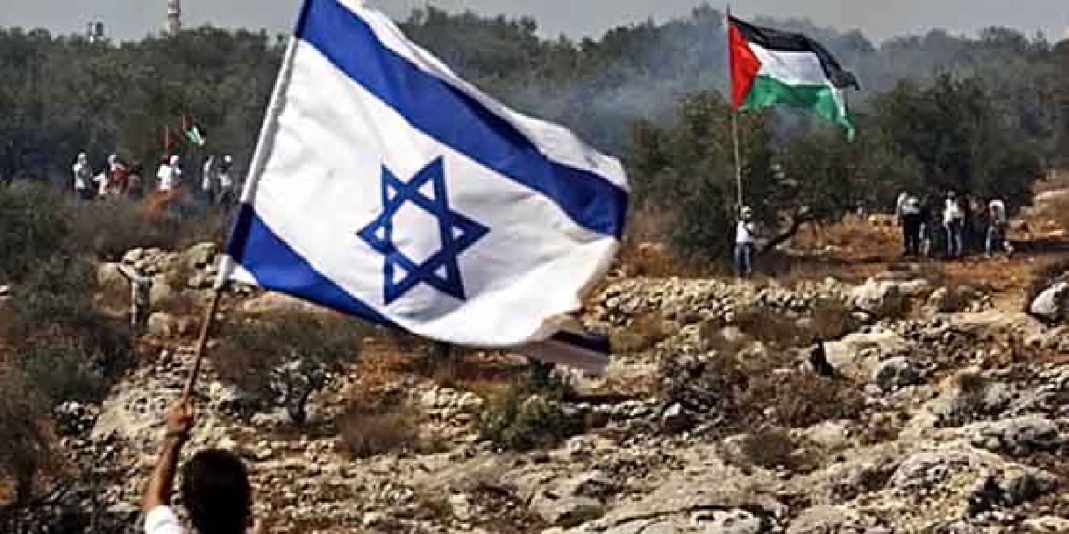 I palestinesi di Gaza usano banconote israeliane