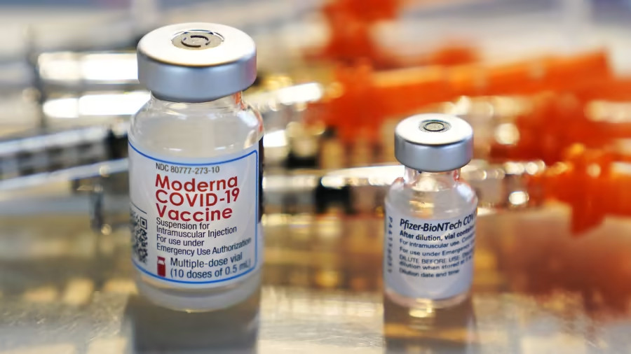 Come Pfizer e Moderna controllano ciò che viene detto riguardo ai vaccini