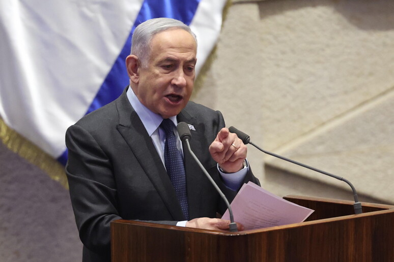 Attacco a Israele, l'Iran: finisce qui. Gli Usa a Netanyahu: no alla controffensiva