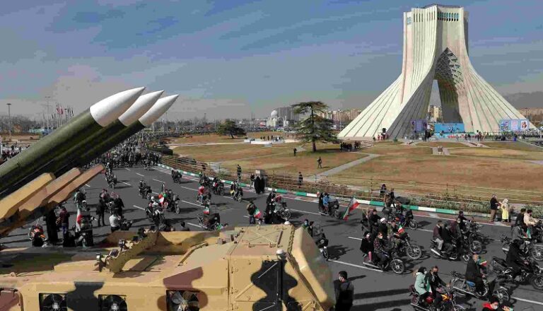 L'AMERICA STA CERCANDO DI ATTIRARE L'IRAN IN UNA GUERRA NUCLEARE 'LIMITATA'?
