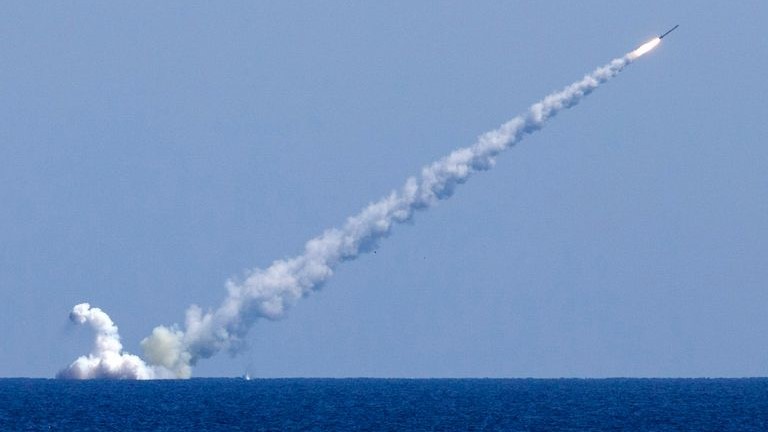 Perché la NATO e la giunta neonazista sono terrorizzate dal missile ipersonico russo “Zircon”?