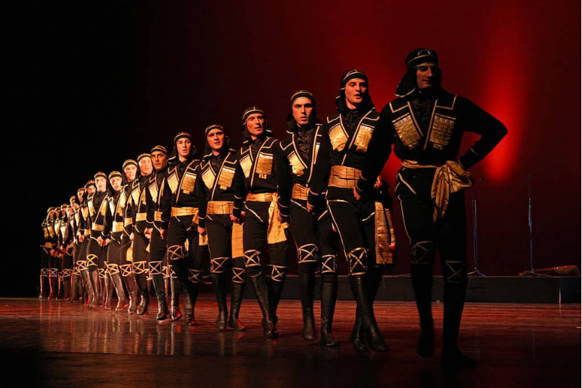 Ballando il Khorumi in Rustaveli Avenue