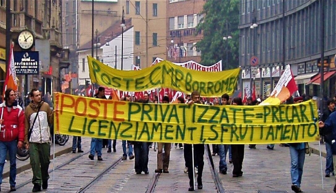 Lavoratori di Poste Italiane in subbuglio: "Privatizzare ha portato solo rovina"