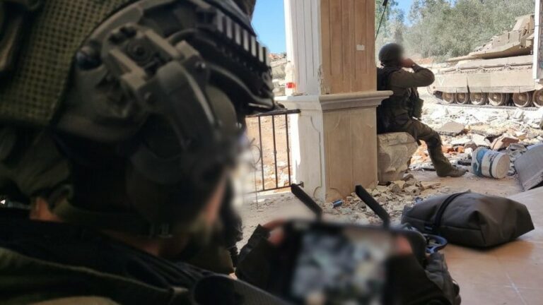 L'esercito israeliano ferisce soldati ONU e uccide soldati libanesi [Video]