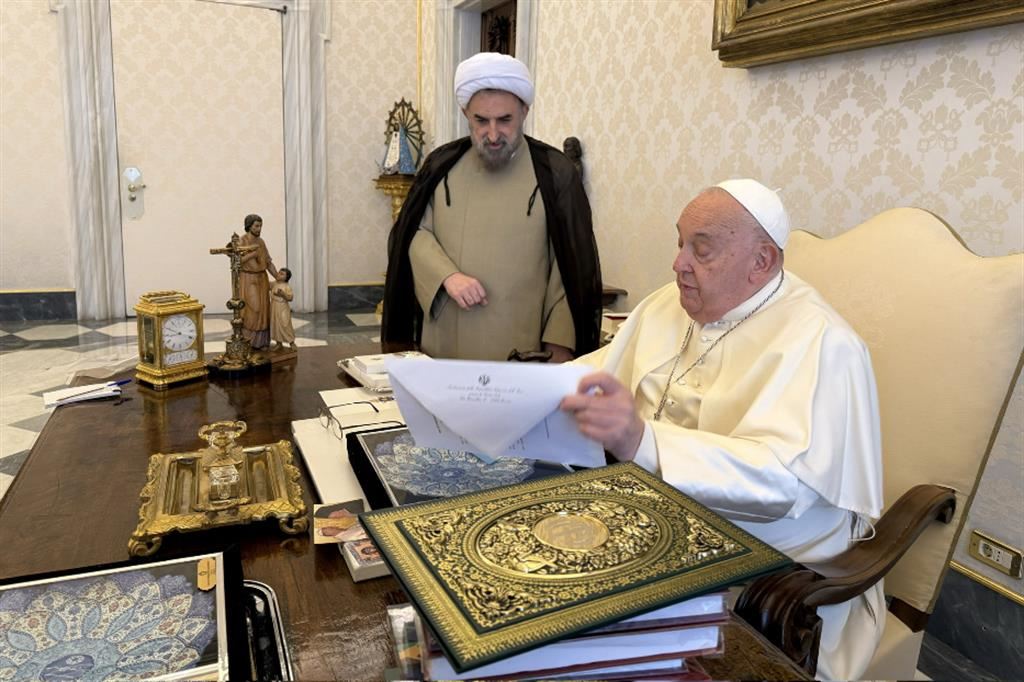 Intervista nel futuro - Il viaggio del Papa in Iran