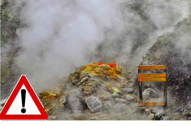 GAS LETALI AD OVEST DI NAPOLI / TUTTE LE PISTE DELLA BOMBA AD OROLOGERIA