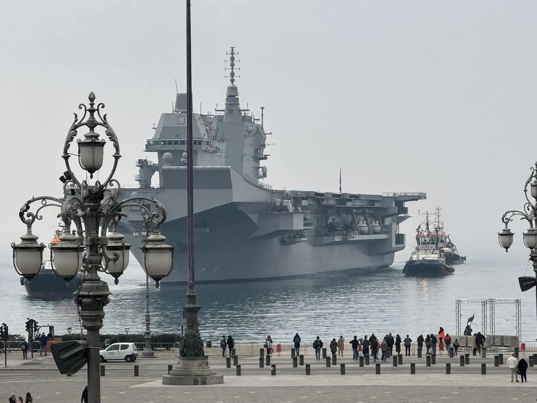 COM'È BELLO FAR LA GUERRA DA TRIESTE IN GIÙ