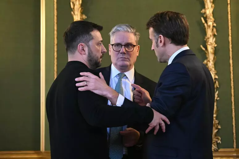I negoziati continuano a non andare da nessuna parte mentre l’Europa sbatte la testa contro il muro
