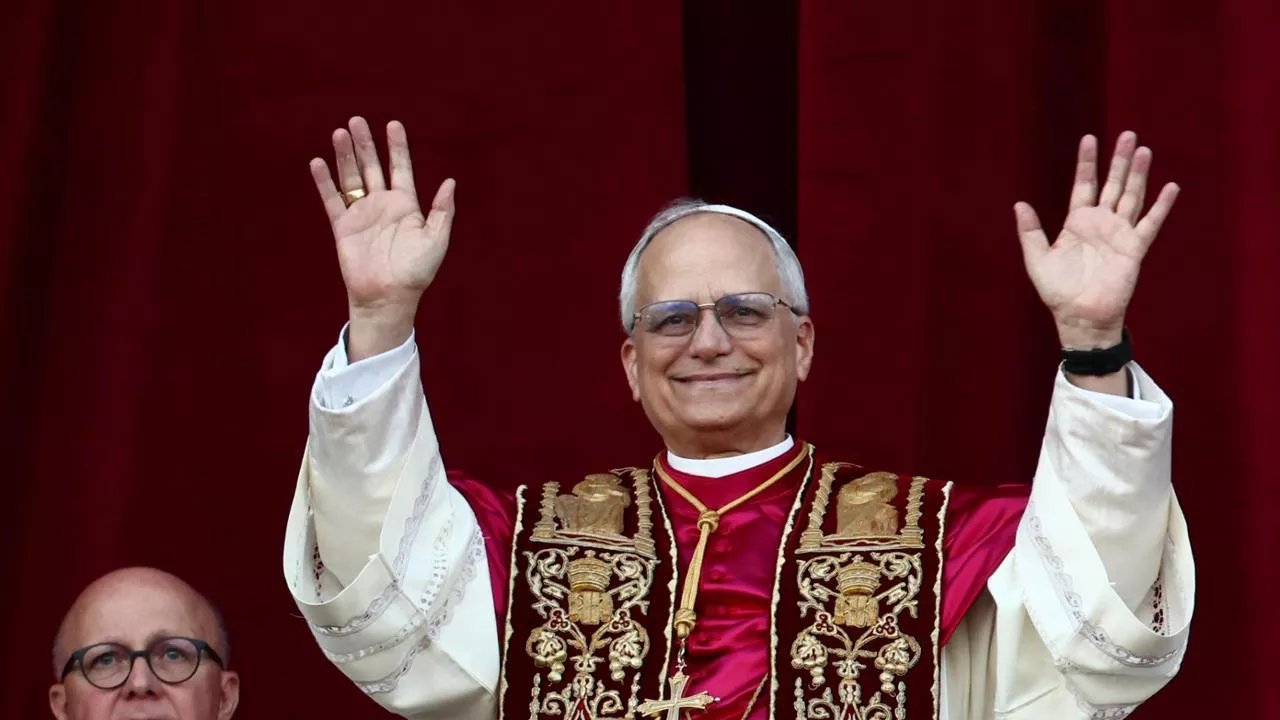 Habemus Leonem (che non ha detto "buonasera")