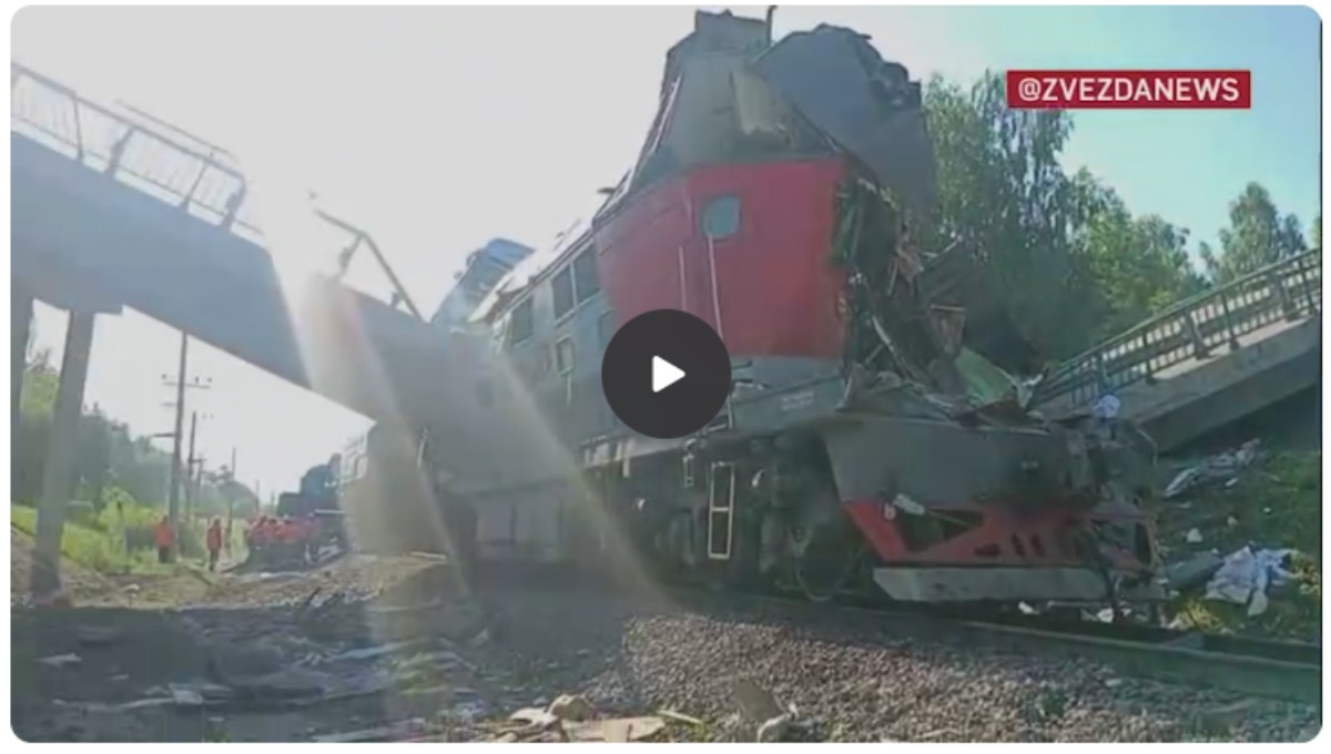 russian_train_bombed