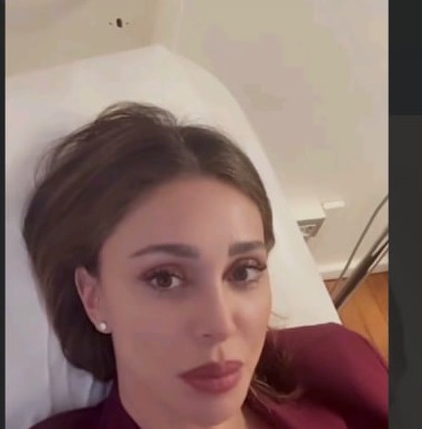 Belen Rodriguez: "Sto male da quando ho fatto il vaccino, tanti miei amici stanno così" - IL VIDEO
