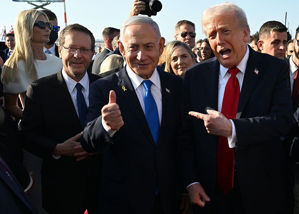 Trump è il burattino di Netanyahu
