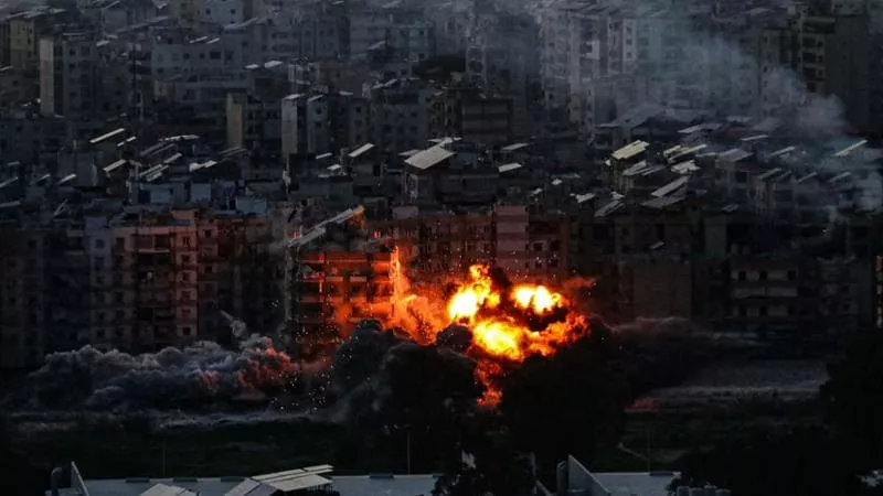 Analisi di esperti da tutto il mondo sulle conseguenze della guerra in Iran