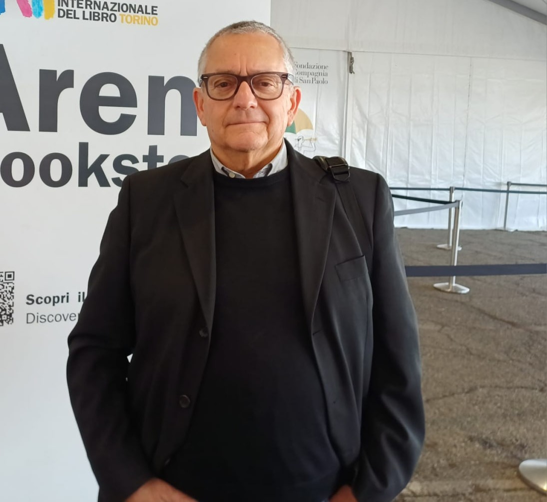 Tony Brewer: "La Scuola italiana è funzionale alle esigenze delle aziende, non può mettere in discussione il mondo di oggi"
