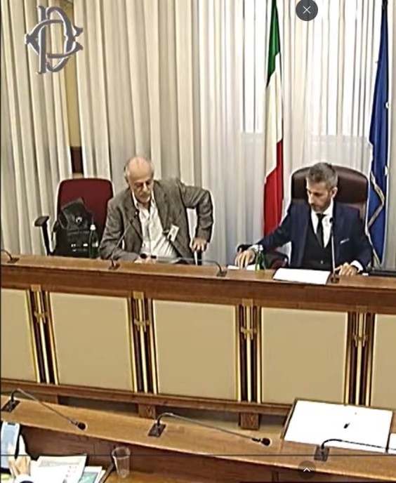 L'ISS si è autocensurato per tacere i danni da vaccino