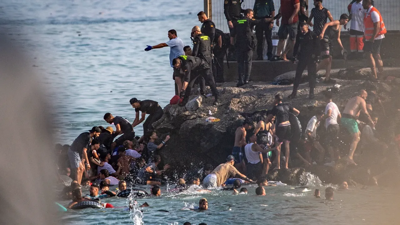 Ceuta, Spagna sotto attacco Usa-Israele?