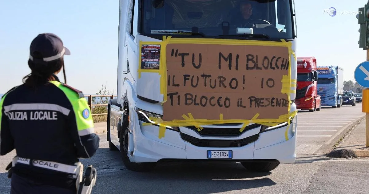 LA RIVOLTA DEI TRATTORI NEL MEZZOGIORNO NON È UN CASO LOCALE MA IL COLLASSO DI UN'INTERA FILIERA