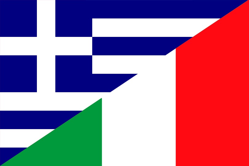 bandiere greca e italiana sovrapposte