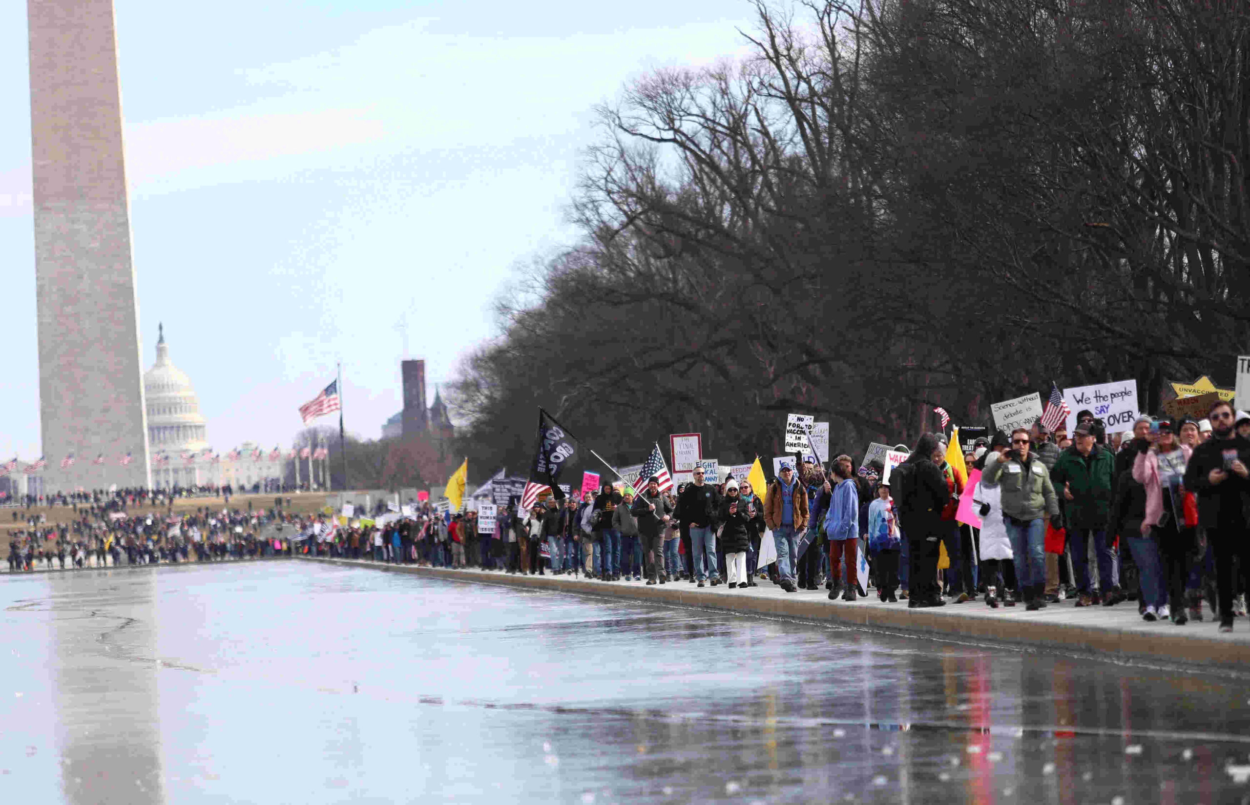 La manifestazione di oggi a Washington DC contro l'obbligo vaccinale