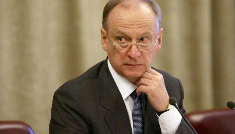 Patrushev, Consiglio di sicurezza russo: "Gli USA parlano di un possibile default della Russia? È giunto il momento del loro default."