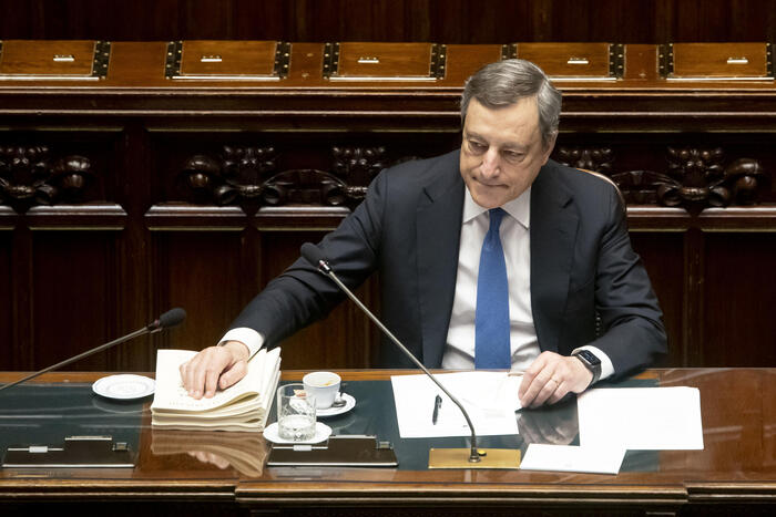 Il Presidente della Crui scrive a Draghi: L'Università ha bisogno di te. E scoppia il dissenso fra gli accademici