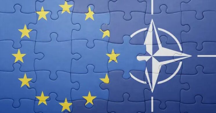 COME PUÒ IL CREMLINO RISPONDERE ALLA MASSICCIA GUERRA IBRIDA DELL'UE/NATO CONTRO LA RUSSIA?